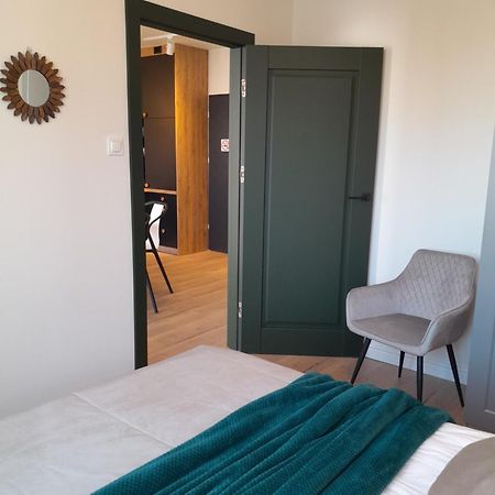 Malachite Green Apartment Grudziądz エクステリア 写真